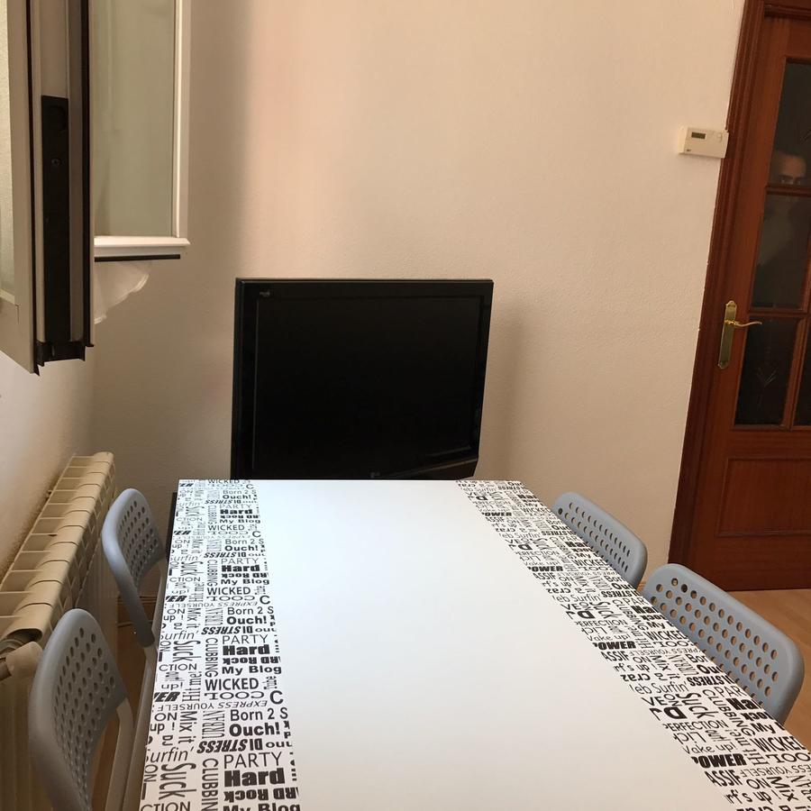 Latina Apartment Madrid Bagian luar foto