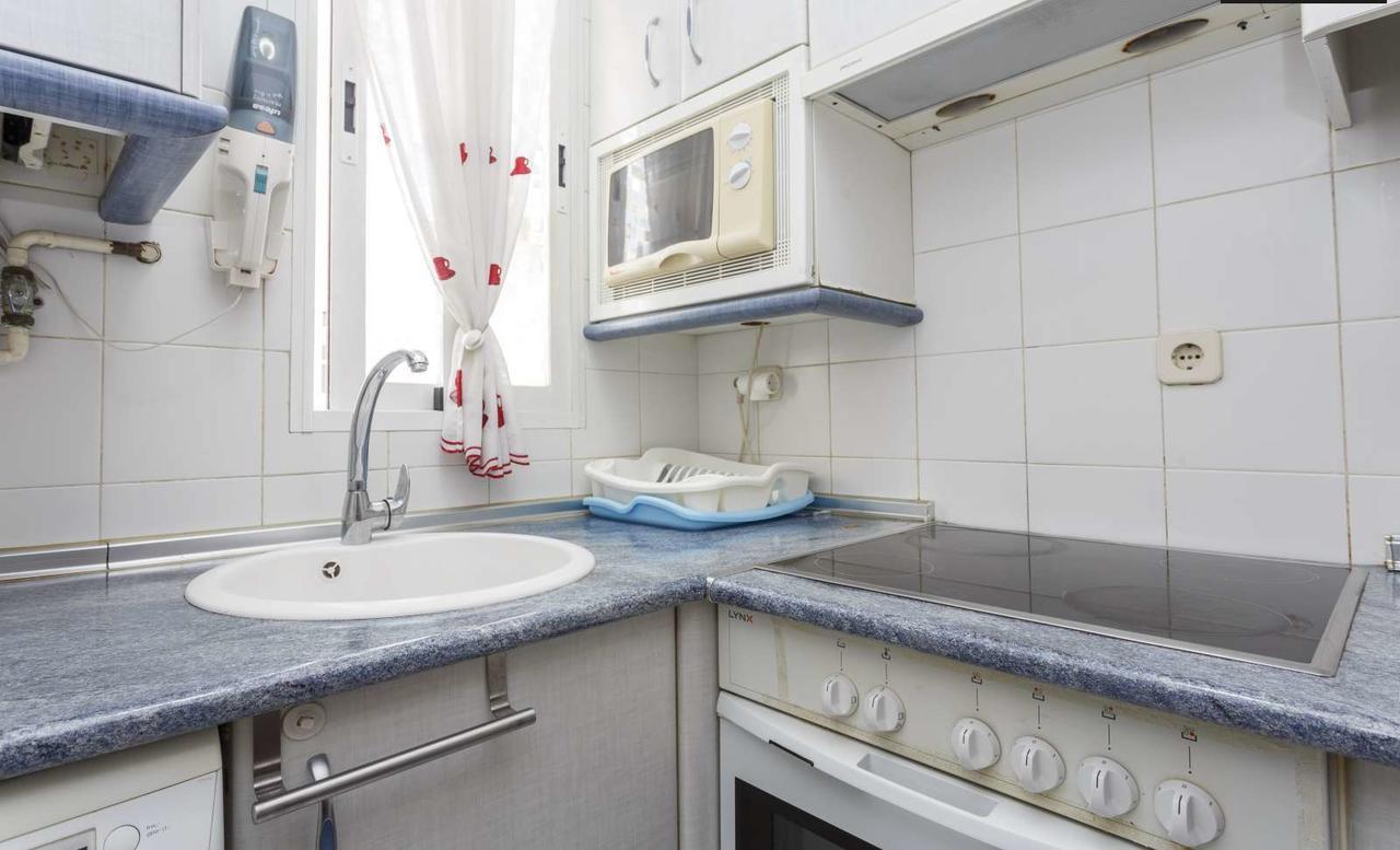 Latina Apartment Madrid Bagian luar foto