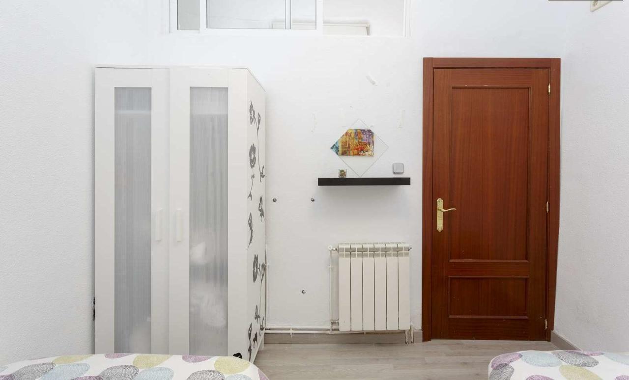 Latina Apartment Madrid Bagian luar foto