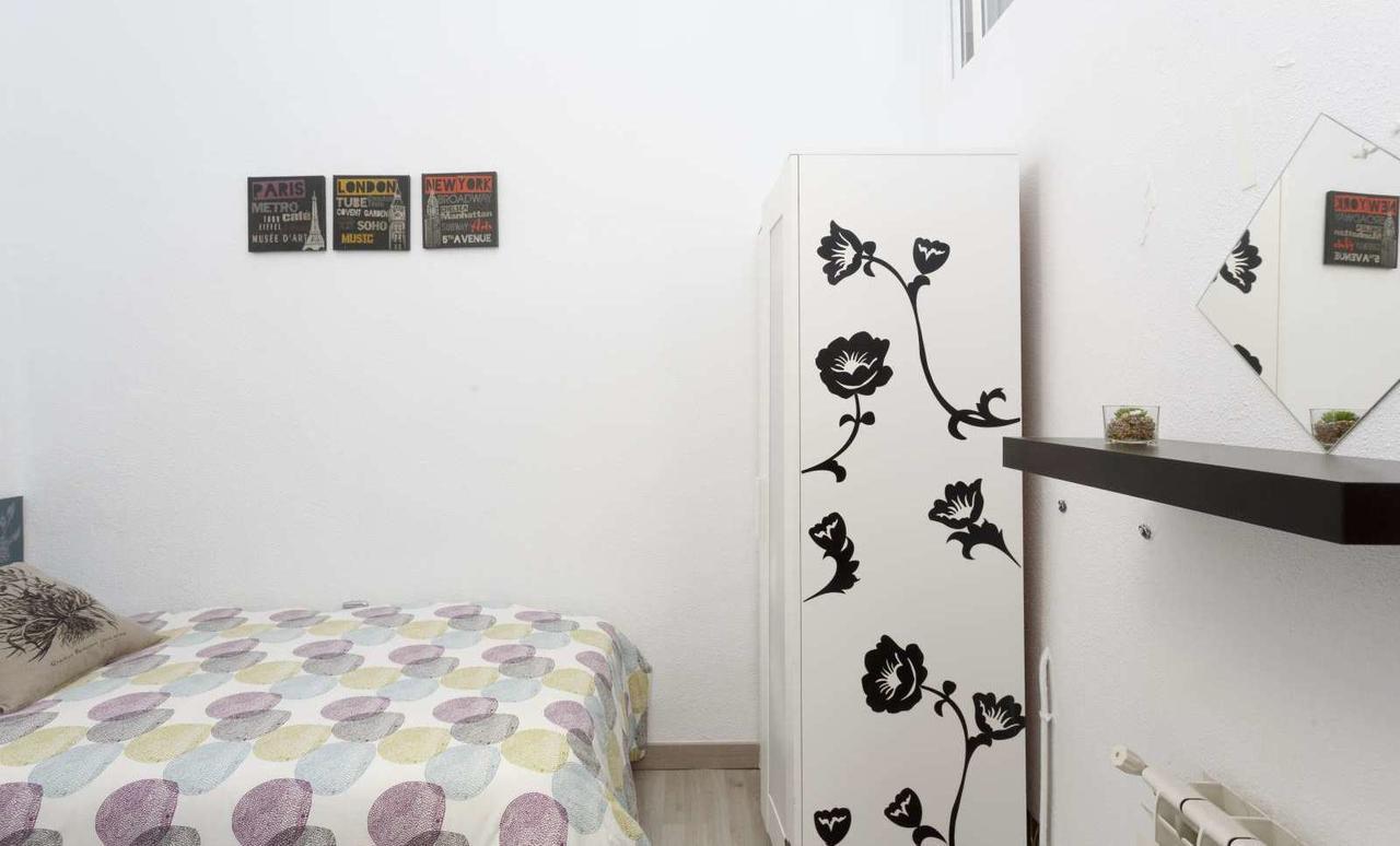 Latina Apartment Madrid Bagian luar foto
