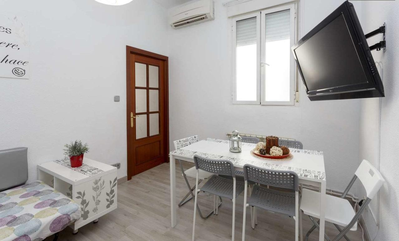Latina Apartment Madrid Bagian luar foto